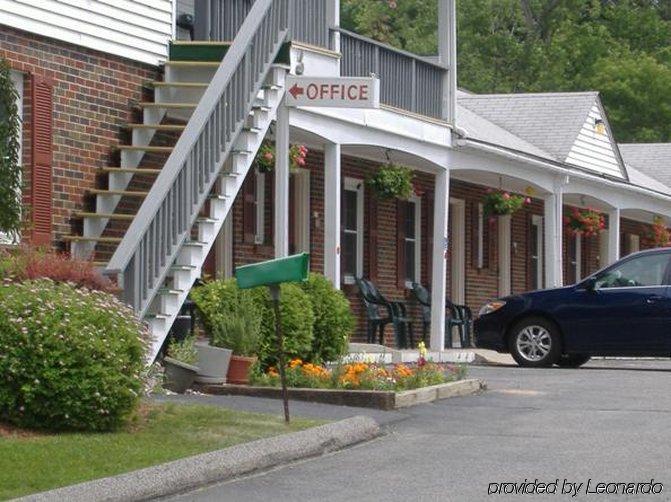 Pilgrim Inn Lee Extérieur photo