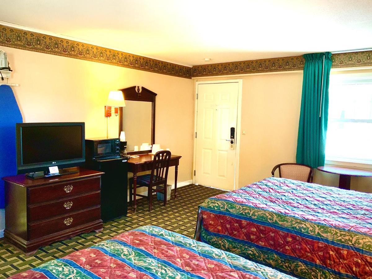 Pilgrim Inn Lee Extérieur photo