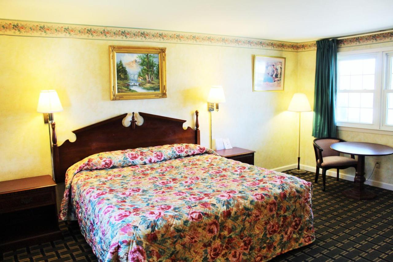 Pilgrim Inn Lee Extérieur photo